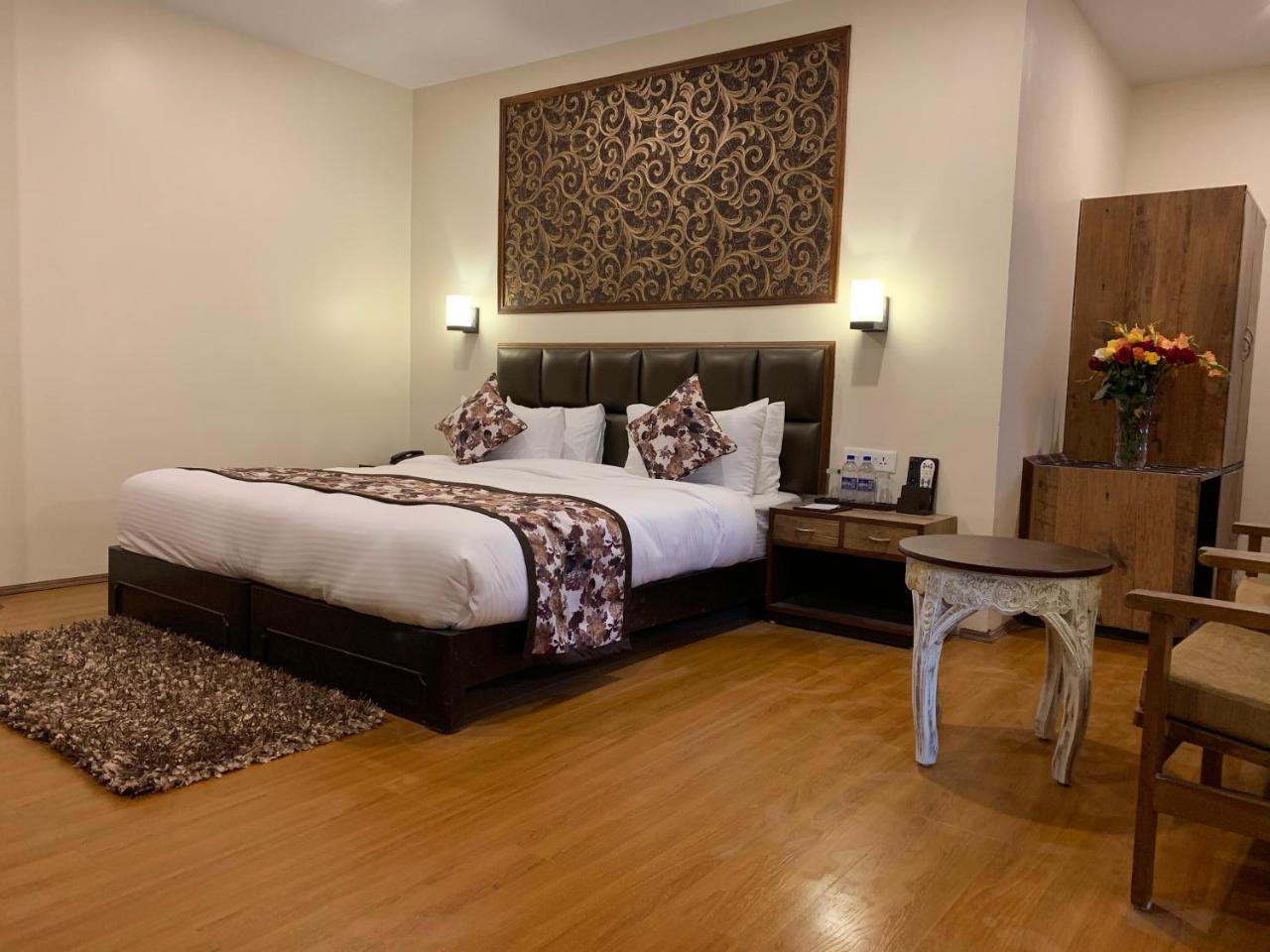 The Aryan Regency Hotel เปลลิง ภายนอก รูปภาพ