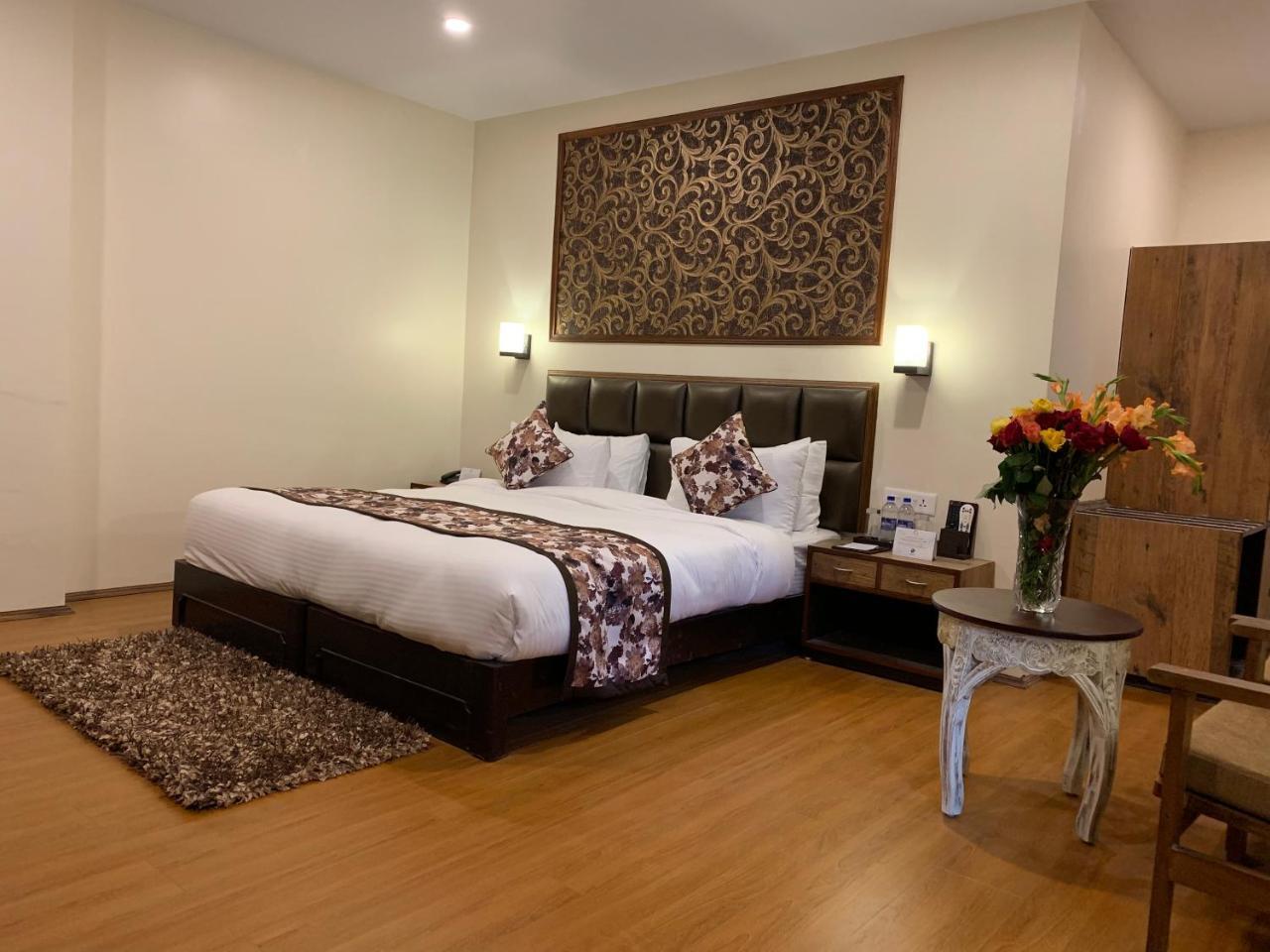 The Aryan Regency Hotel เปลลิง ภายนอก รูปภาพ