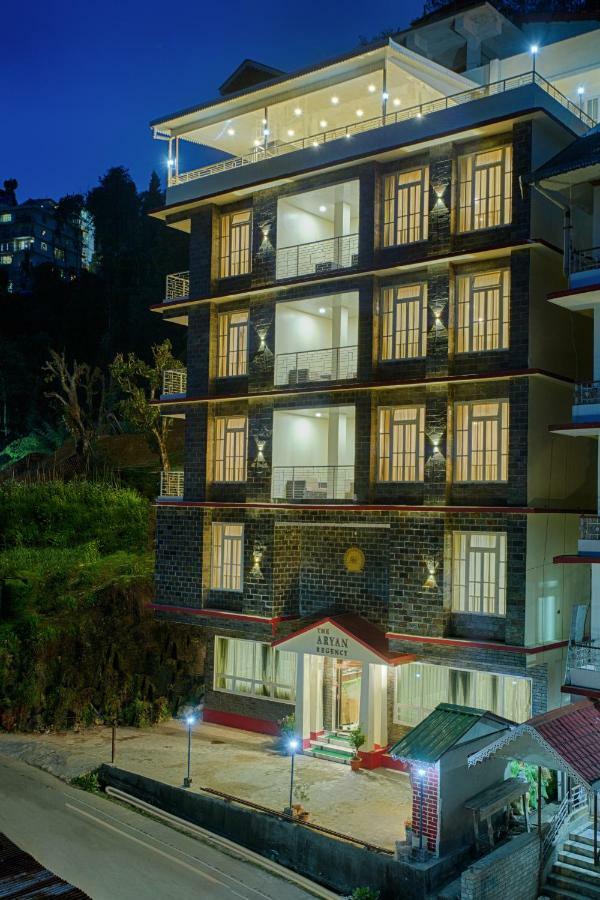 The Aryan Regency Hotel เปลลิง ภายนอก รูปภาพ